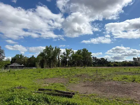 Terreno en Venta en Los Pinos, USD 45.000