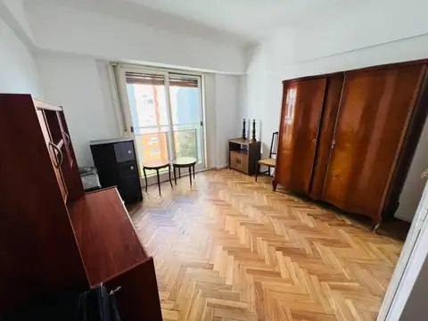 Departamento 4 ambientes con dep y cochera – Isla de Olivos