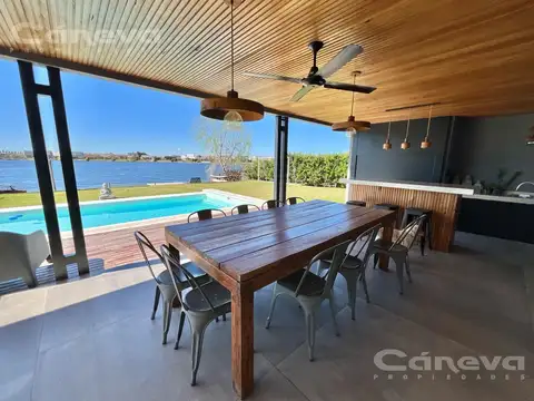 Casa a la laguna en San Gabriel