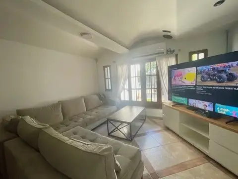 Casa 4 ambientes con 3 baños