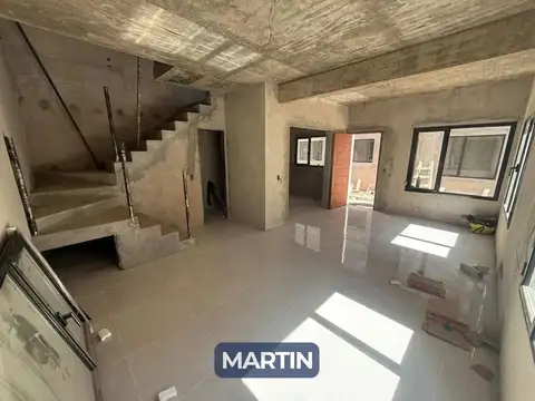 Casa 3 ambientes con 2 baños