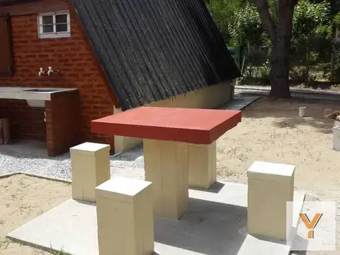 Casa en Venta - 2 Dormitorios 1 Baño - 600mts - Aguas Verdes