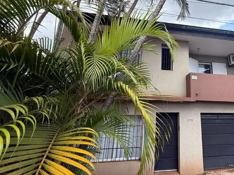 CASA DE 3 DORMITORIOS CON PISCINA, POSADAS