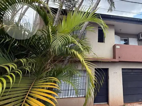 CASA DE 3 DORMITORIOS CON PISCINA, POSADAS