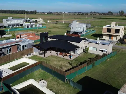 Casa en Venta de 3 dormitorios