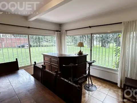 Casa 6 ambientes con 3 baños