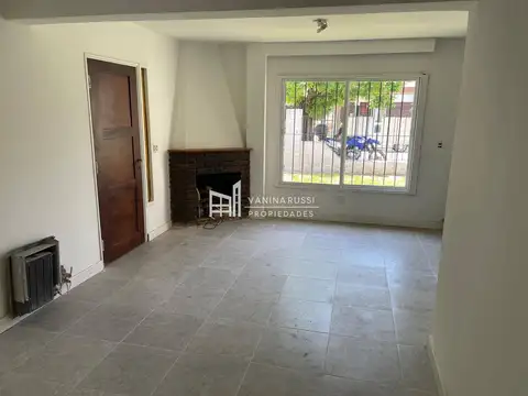 Casa en venta de 3 dormitorios c/ cochera en Belén de Escobar