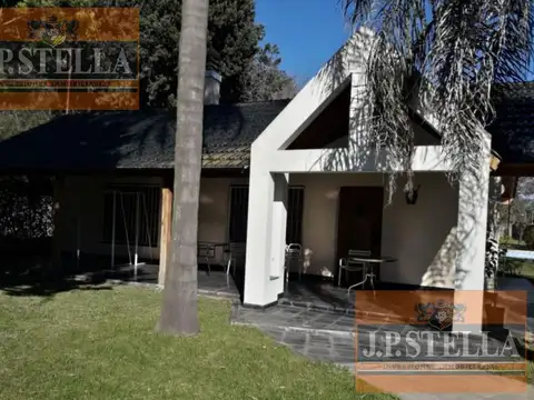 Casa 3 ambientes con 2 baños