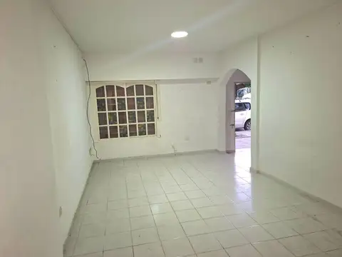 Vertiz 4600, Piso PB