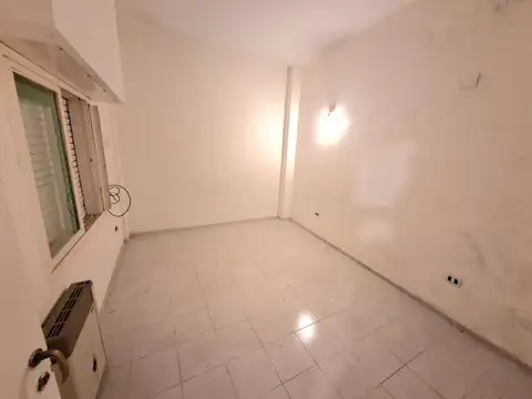 Tipo casa de 3 amb en venta en Villa Insuperable