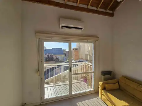 Depto Tipo Casa en Venta 16 años