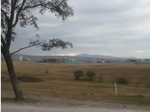 Terreno en Venta en Villa San Lorenzo, USD 88.500