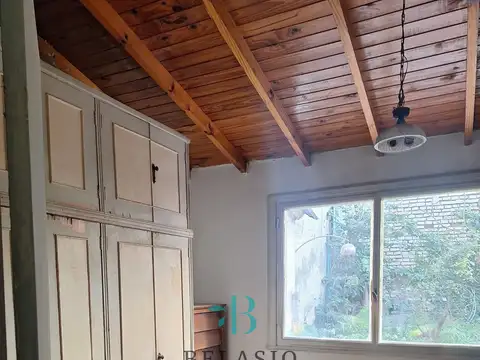 Depto Tipo Casa 5 ambientes con 2 baños
