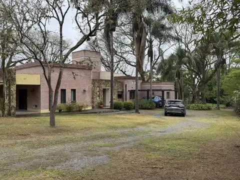 Casa en venta 4 dorm Castellanos - San Lorenzo
