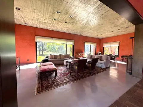 Casa en Alquiler Temporal en Armenio, USD 10.000