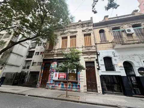 Venta - Casa de Estilo en Centro, Rosario