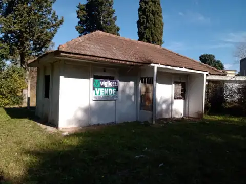 VENTA DE QUINTA S/ 3 LOTES C/ EXCELENTE UBICACION C/ POSIBILIDAD DE COMPRA EN BLOQUE O POR SEPARADO
