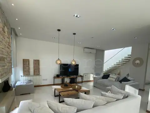 Casa en Venta en Terralagos, USD 780.000