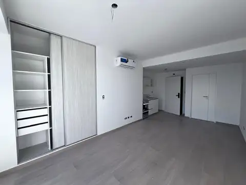 Montañeses 2200 entre Olazabal y Mendoza