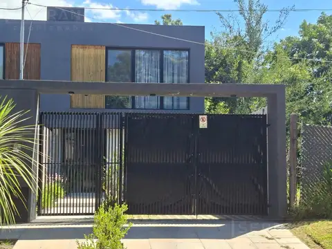 SDA. Venta Duplex,  3 ambientes, impecable, Los Cardales, Exaltacion de la Cruz
