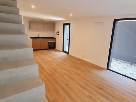 Depto Tipo Casa en Venta de 2 dormitorios