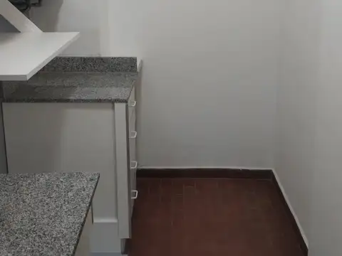 Departamento en Alquiler en Abasto, $ 650.000