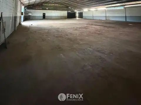 LCF A197 - GALPÓN - AV. ALICIA MOREAU DE JUSTO Y CABRERA