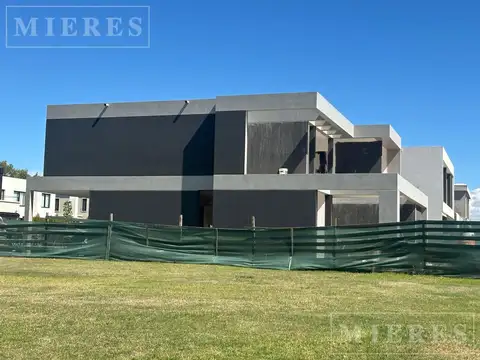 Casa en Venta en Nordelta Carpinchos, USD 679.000