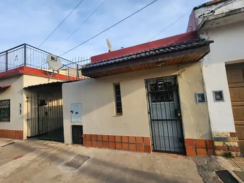 Depto Tipo Casa en Alquiler en Parque San Martin, $ 400.000