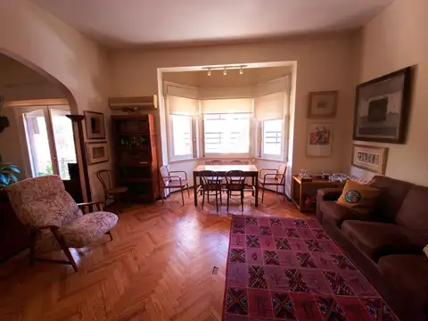 Departamento 6 ambientes con 3 baños