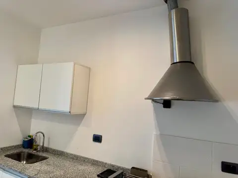 Depto Tipo Casa en Alquiler en Boedo, $ 650.000