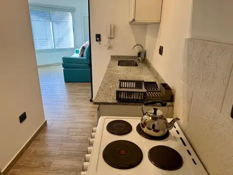 Depto Tipo Casa en Alquiler 80 años