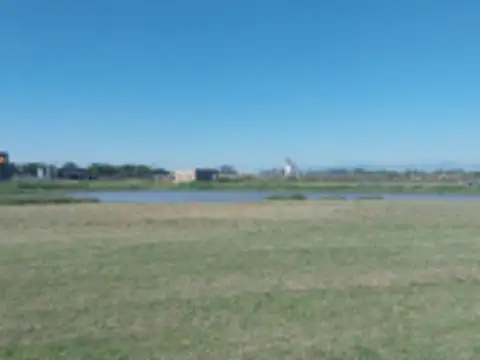 Terreno en Venta en Zarate, USD 30.000