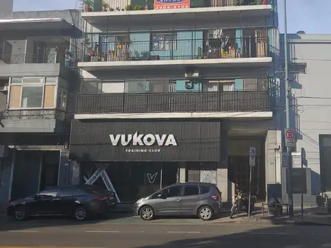 Vicente Lopez. Departamento de 2 ambientes a refaccionar