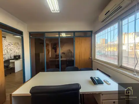 OFICINA EN VENTA EN RETIRO, 40 METROS, EXCELENTE UBICACION, EQUIPADA 