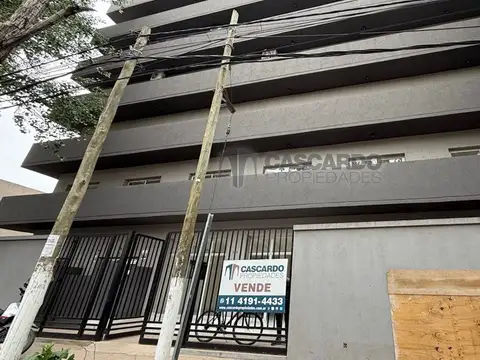 Emilio Mitre 300, Piso 2