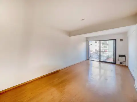 Monoambiente con balcón y amenities en venta en Villa Crespo