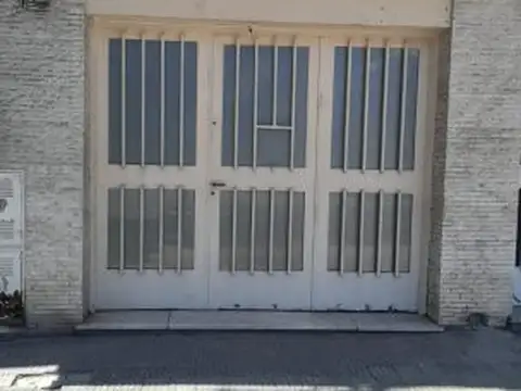 Local en Alquiler en Abasto, $ 330.000