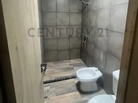 VENTA DÚPLEX EN MANANTIALES 2 | 2 DORM, PATIO Y COCHERA