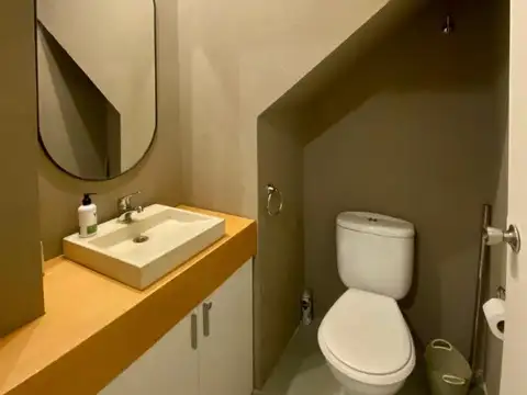 Alquiler. Departamento. Dúplex. 2 Ambientes. Av Córdoba 6000