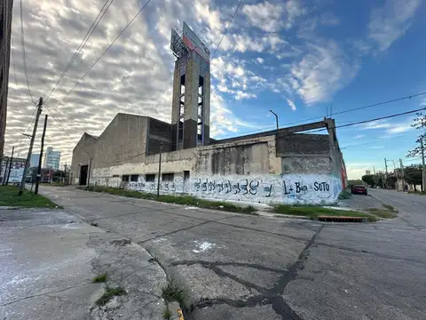 Galpon en Venta 69  mts Frente