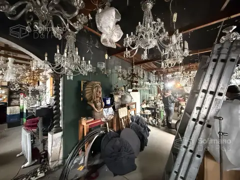 Local en Alquiler en Olivos Vías/Río, USD 2.100