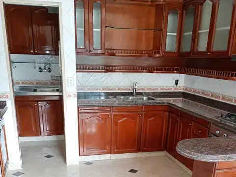Departamento en Venta con 2 cocheras