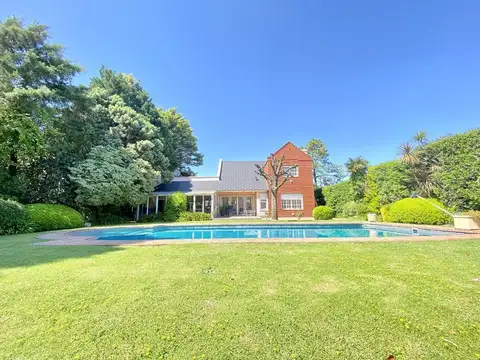 Casa en Venta en el Barrio Privado El Rodal - Canning