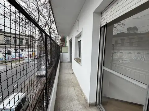 ALQUILER | LOCAL COMERCIAL   PH 5 AMBIENTES | VÉLEZ SARSFIELD