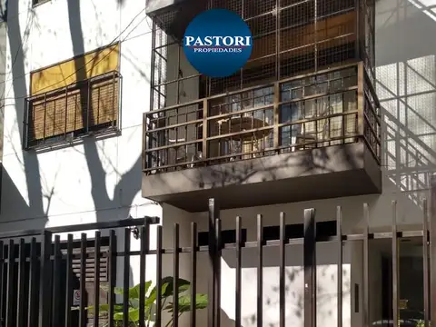VENTA  de depto 2 amb con balcon en Villa Crespo