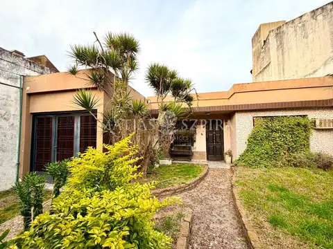 Casa Venta Castelar Norte, 3 Ambientes