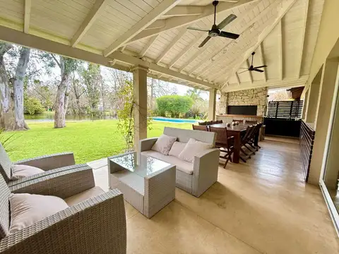 Casa en Venta de 5 dormitorios