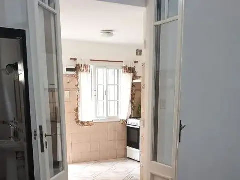 Depto Tipo Casa 2 ambientes con 1 baño