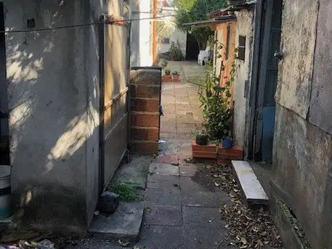 CASA VALOR LOTE A DEMOLER 10 X 50